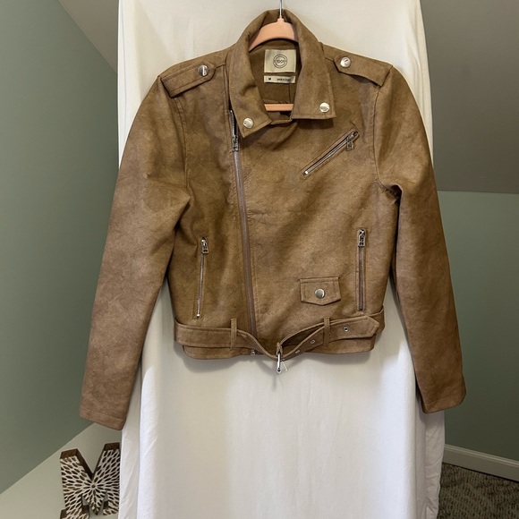 NWT Stoosh Women's Brown Suede Jacket with Belt size medium - Picture 1 of 12